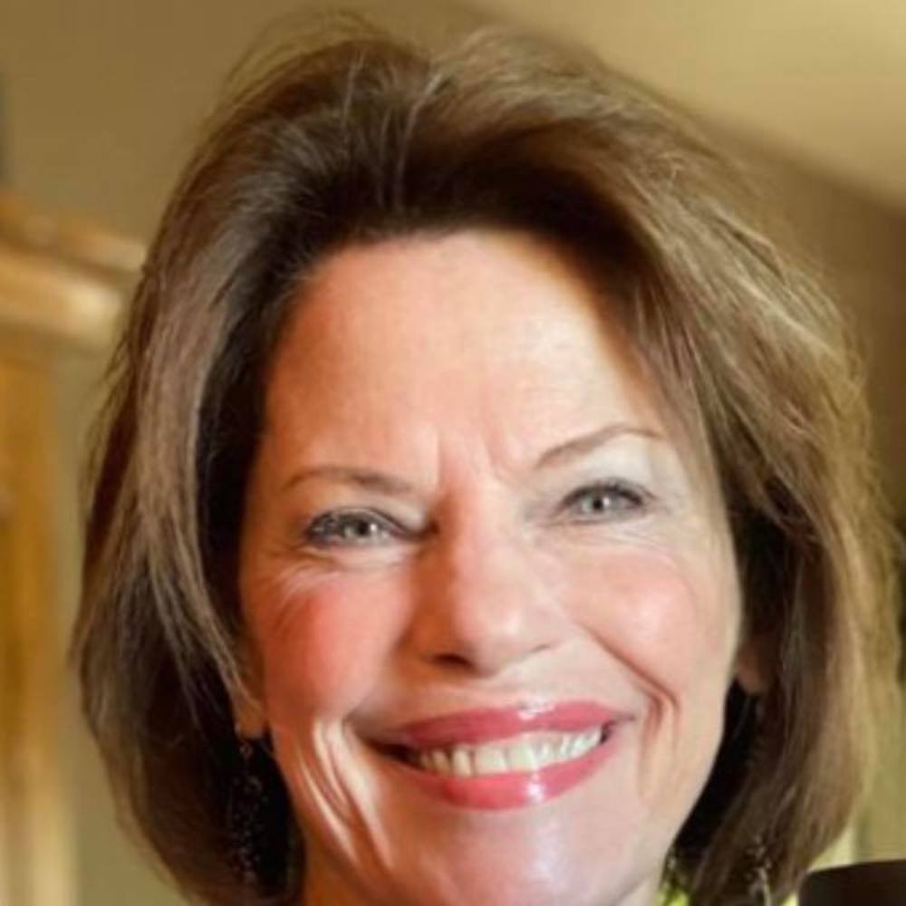 Meet your Posher, Linda